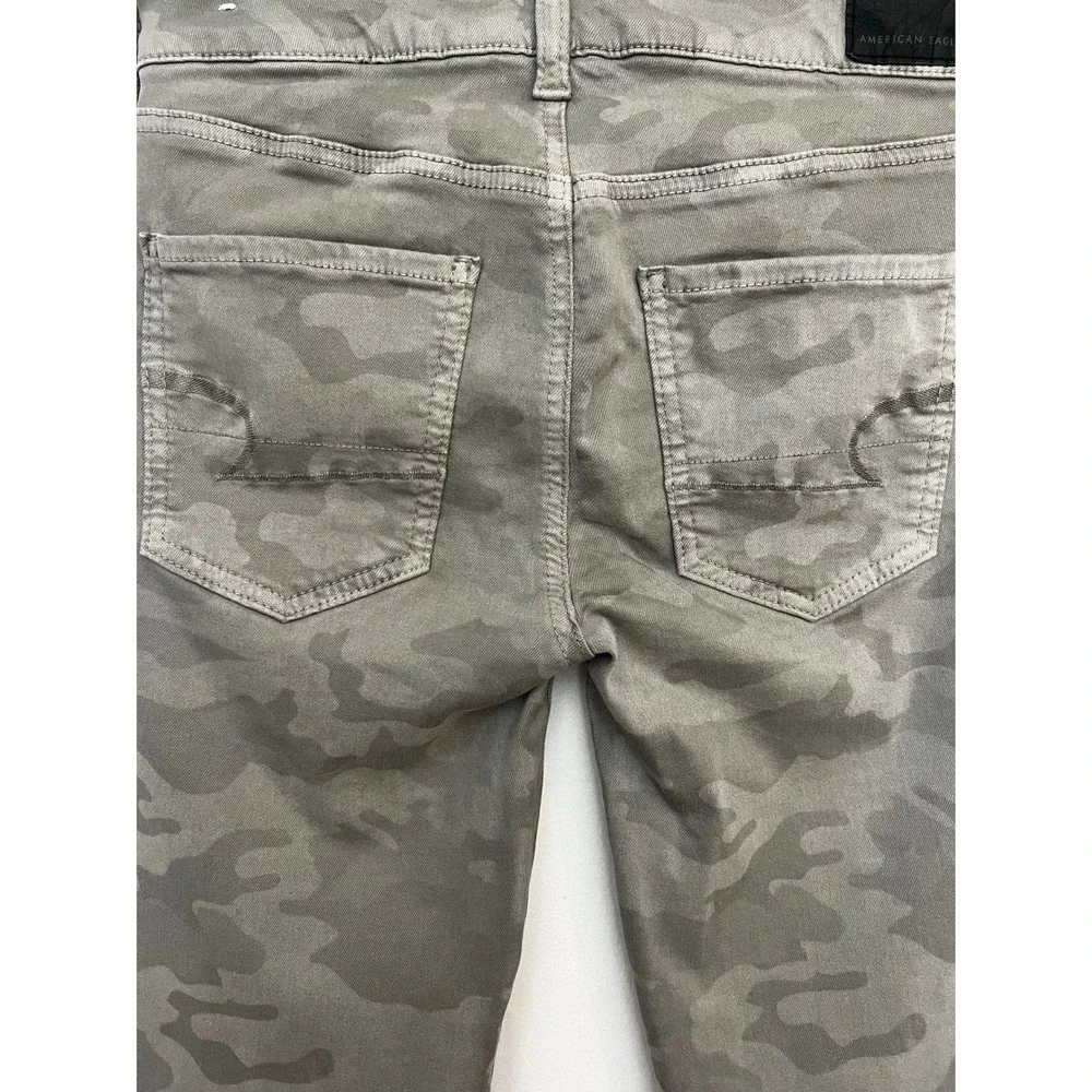 American Eagle Outfitters Hi Rise‎ Jegging Camo Print Women Size 2 Regular